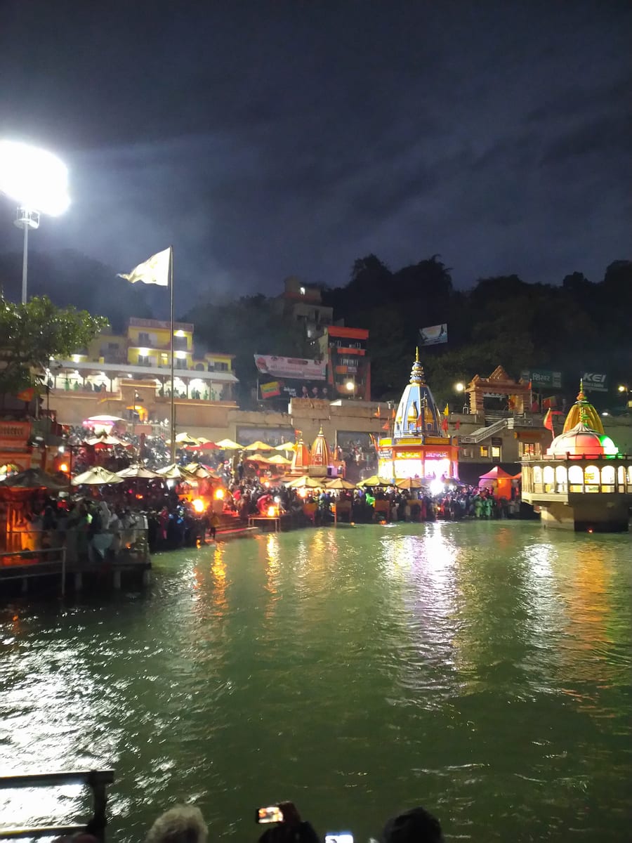 Har Ki Pauri glowing during evening aarti